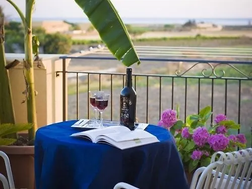 Bed & Breakfast - Vista Egadi - Bed and Breakfast Torre Nubia